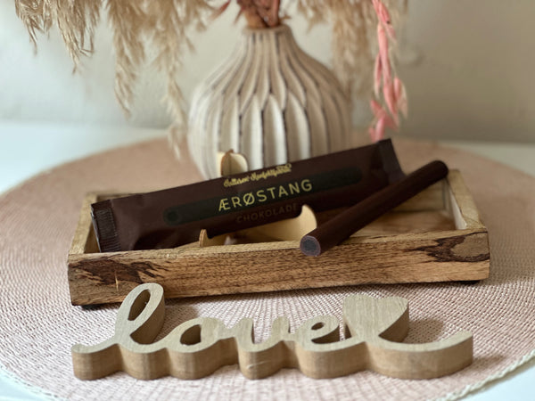 Ærøstang Lakritzstange mit dunkler Schokolade – Hattesens Konfektfabrik PW158