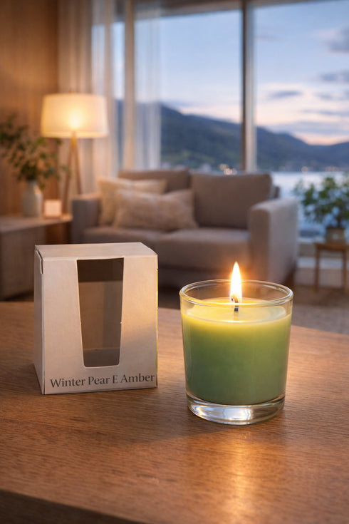 Winter Pear & Amber – Duftkerze im Glas (Limited Edition)