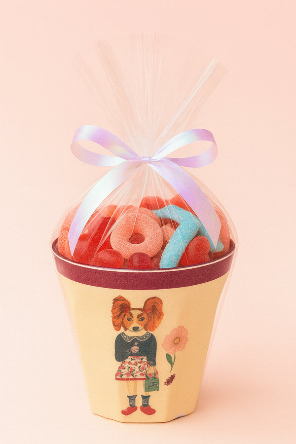 Naschi-Becher – gefüllt & bereit zum Verlieben Hund