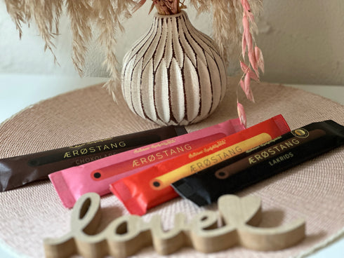 Ærøstang Lakritzstange mit Himbeere – Hattesens Konfektfabrik PW156