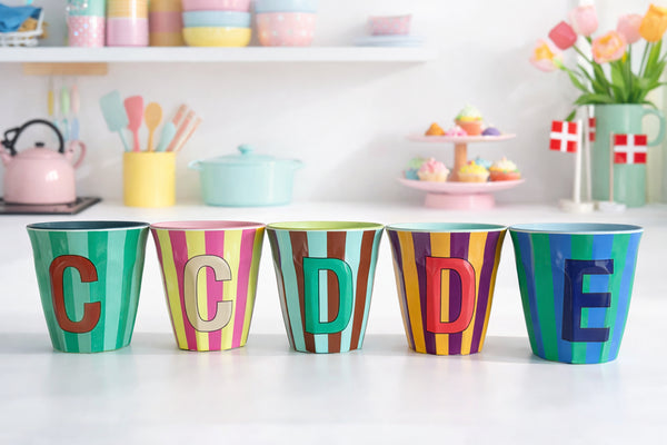 🇩🇰 Rice Becher Medium Buchstaben “C, D & E”