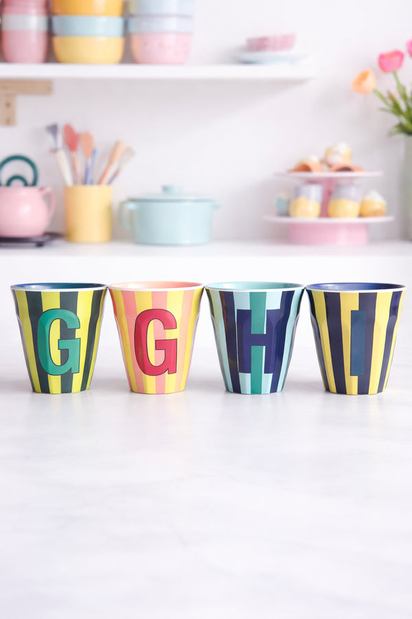 🇩🇰 Rice Becher Medium Buchstaben “G, H & I”